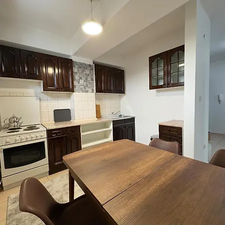 Dream Home-modern,familyheaven,bus Station Daire