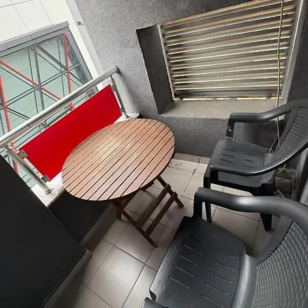 Dream Home-modern,familyheaven,bus Station شقة *