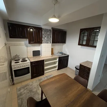 Dream Home-modern,familyheaven,bus Station شقة سكوبجي